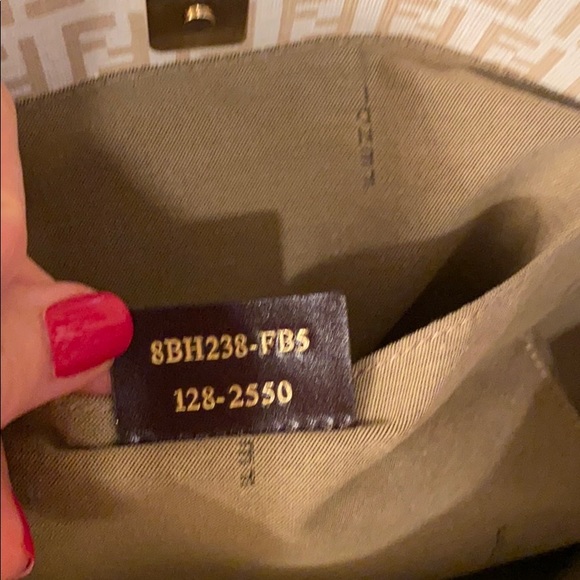 Fendi 💯 % authentic NWOT tote bag! - Picture 6 of 13